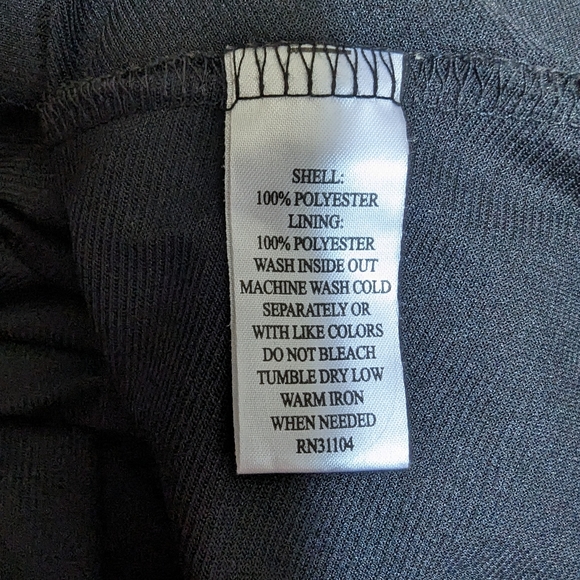 Madison Dress 2 Layer Short sleeve knee length - Picture 4 of 5